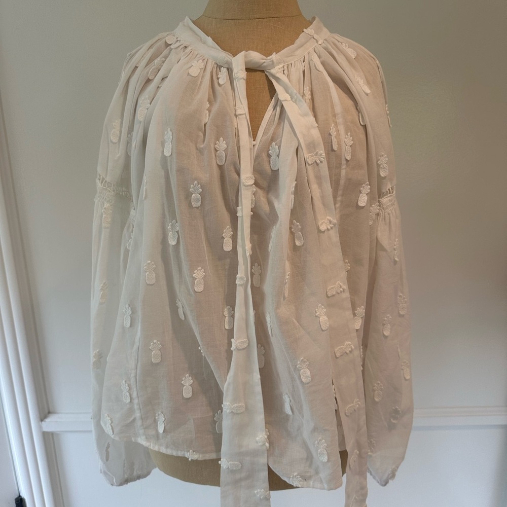 Farm Rio White Pineapple Embroidered Blouse in size small